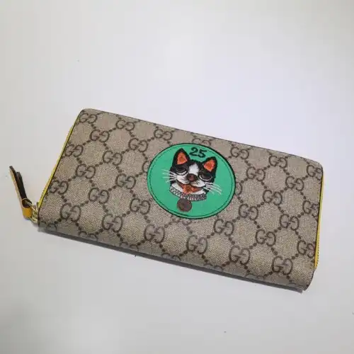 Gucci Brand Handbags Zip around wallet 1904G0008