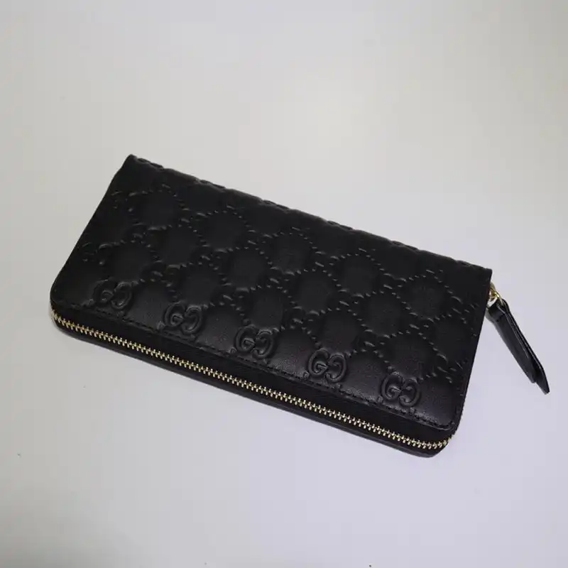 Gucci Brand Handbags Zip around wallet 1904G0013