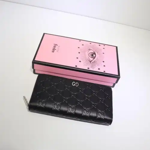 Gucci Brand Handbags Zip around wallet 1904G0014