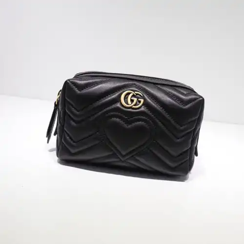 Gucci Brand Handbags Pouches 1904G0027