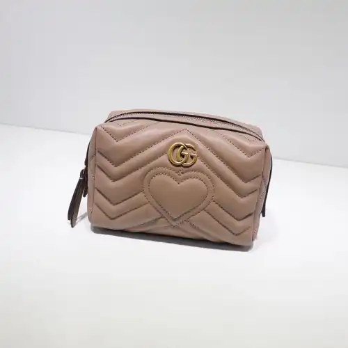 Gucci Brand Handbags Pouches 1904G0028