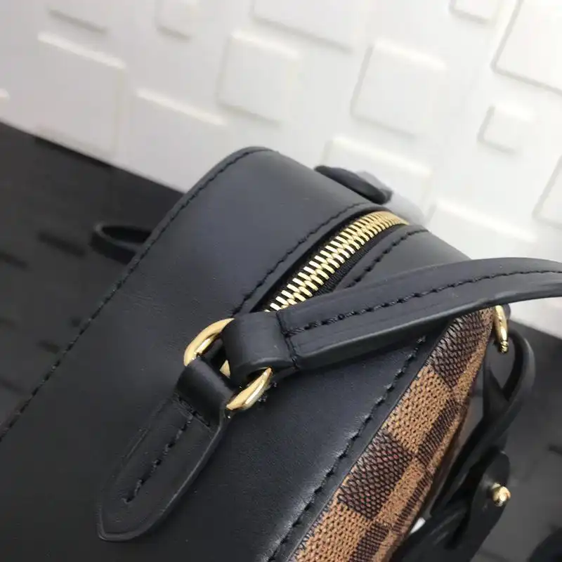 LV Bags 1906BL0001