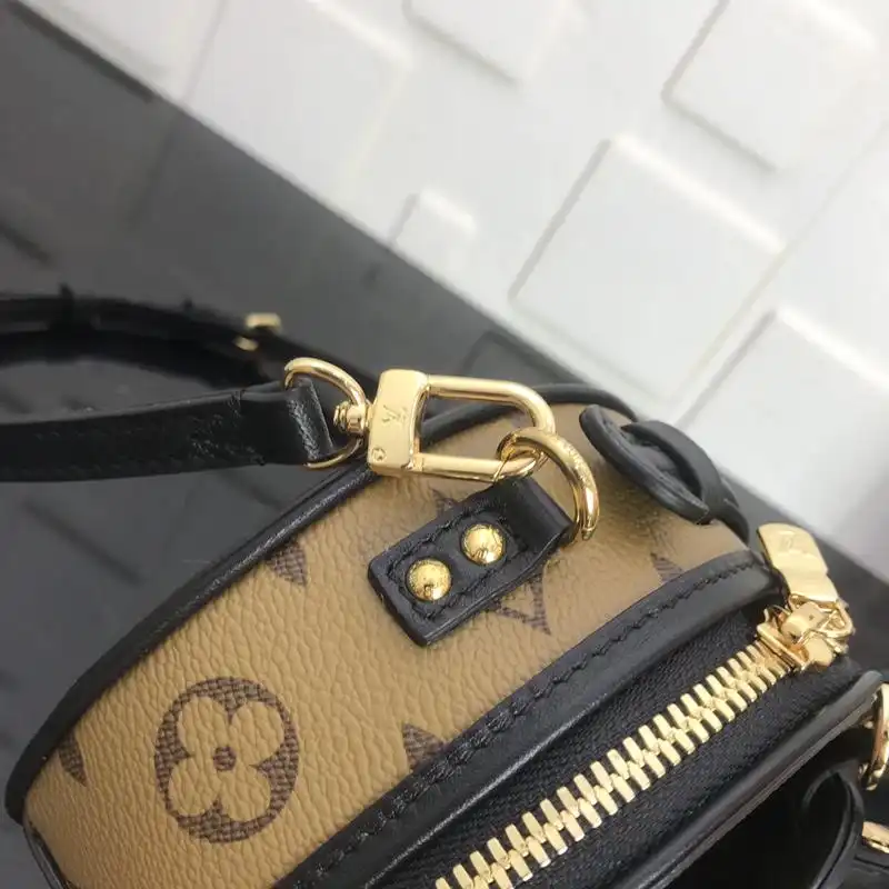 LV Bags 1906BL0021