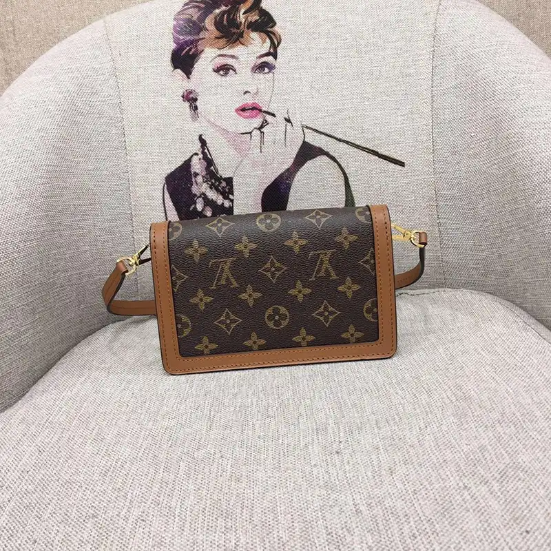 LV Bags 1906BL0025