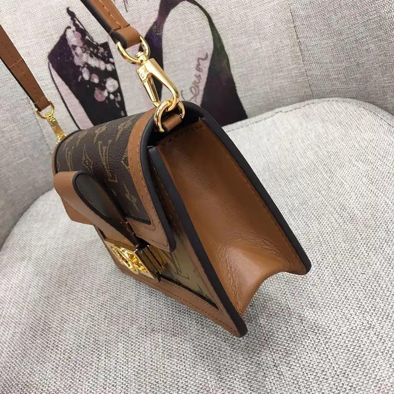 LV Bags 1906BL0025