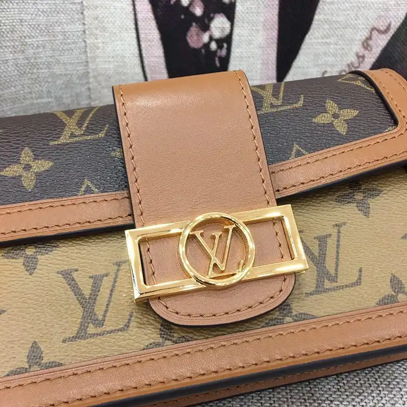 LV Bags 1906BL0025