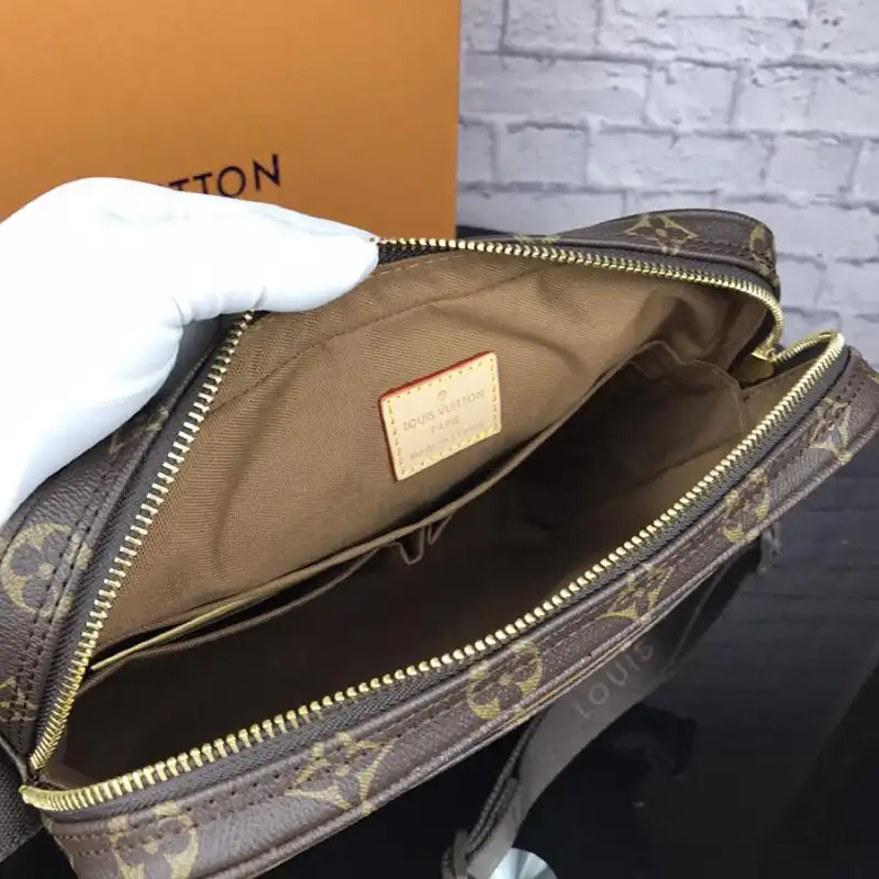 LV Bags 1906BL0039