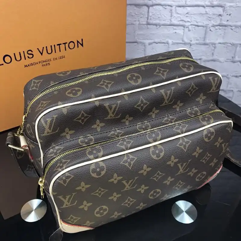 Fashionrep LV Bags 1906BL0040