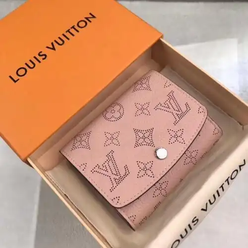 LV Bags 1906BL0055