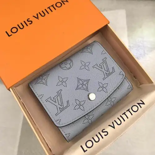 LV Bags 1906BL0057