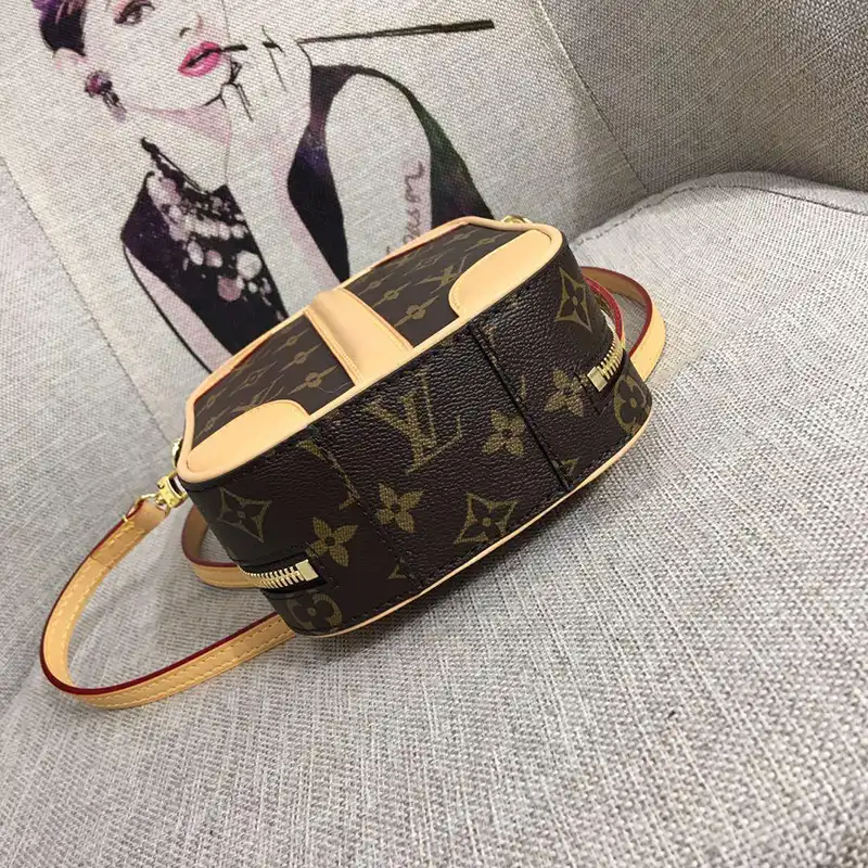 LV Bags 1906BL0058