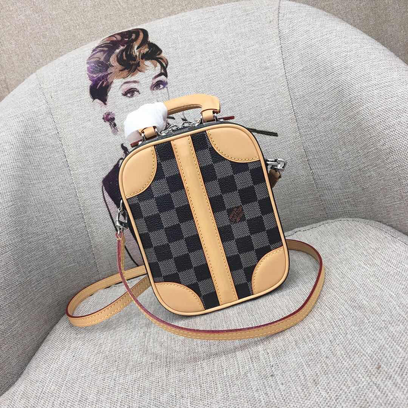 FASH LOUIS VUITTON Bags 1906BL0059