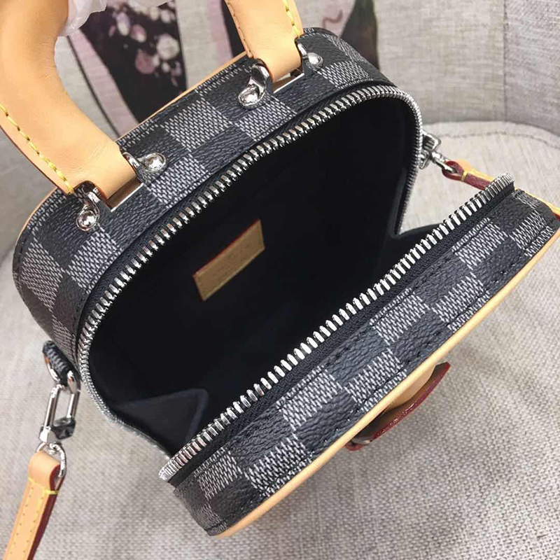 FASH LOUIS VUITTON Bags 1906BL0059