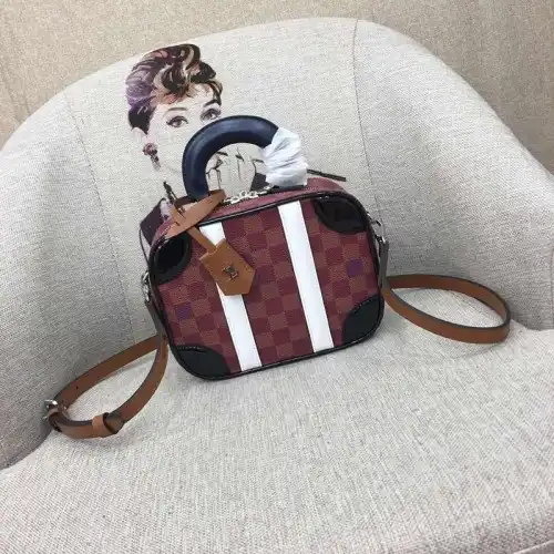 LV Bags 1906BL0060