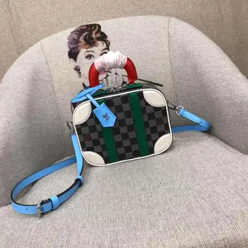 LV Bags 1906BL0061