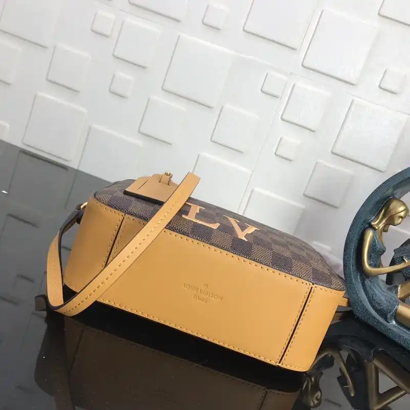 LV Bags 1906BL0075