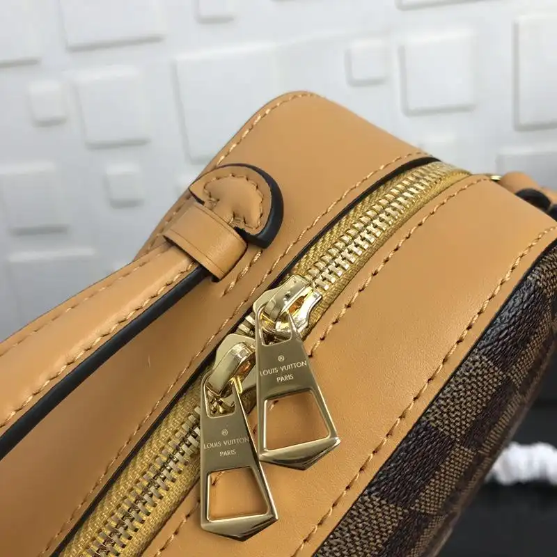 LV Bags 1906BL0075