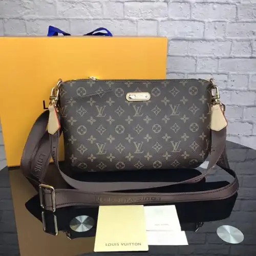 LV Bags 1906BL0078