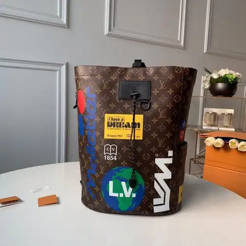 LV Bags 1906BL0095