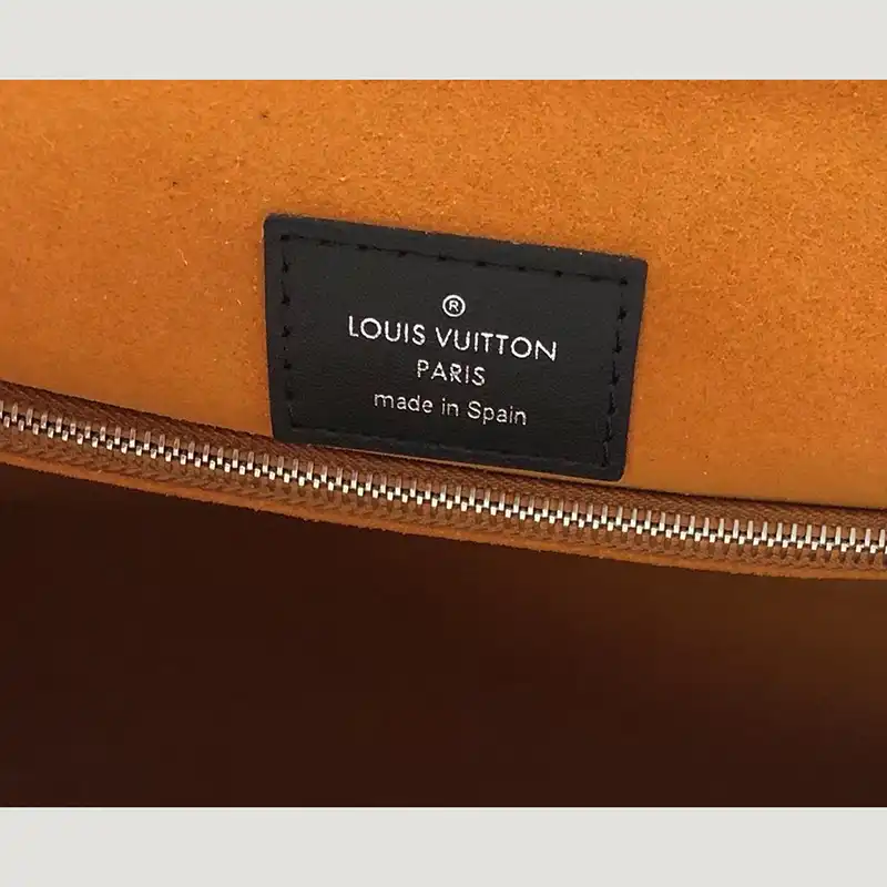 LV Bags 1906BL0103