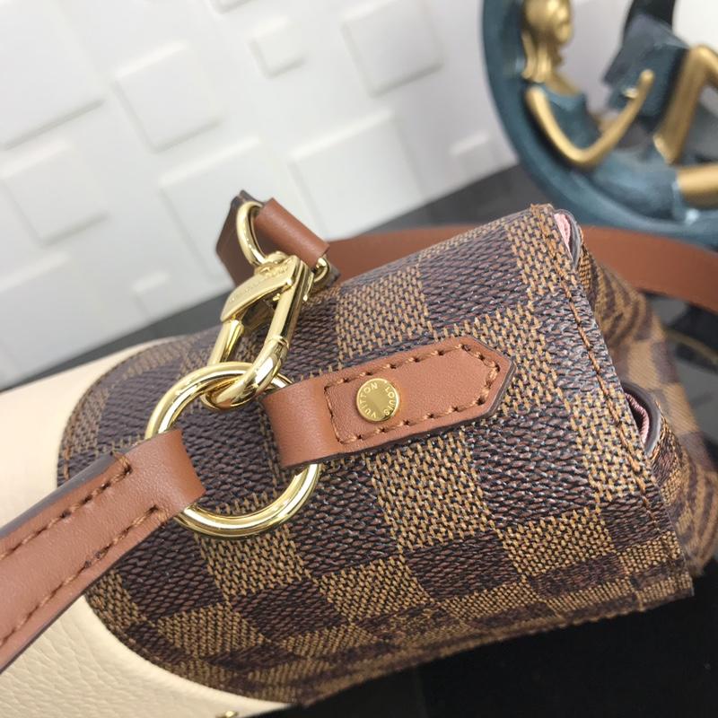 FASH LOUIS VUITTON Bags 1906BL0114