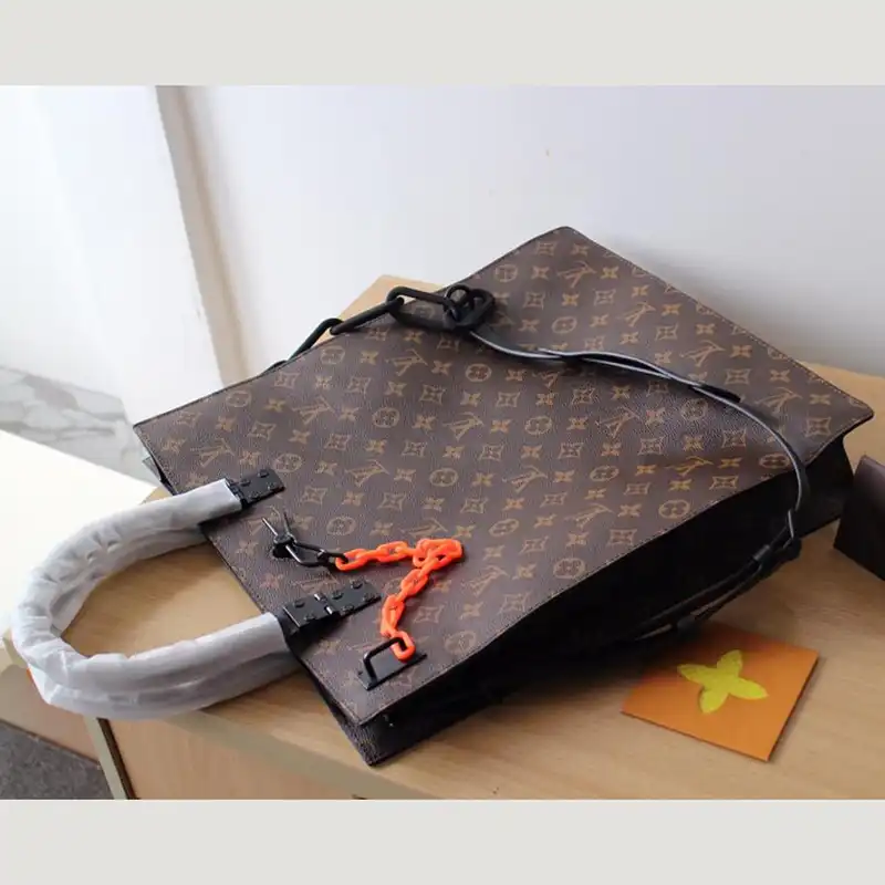 LV Bags 1906BL0124