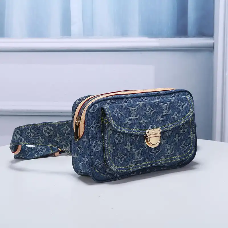 LV Bags 1906BL0130