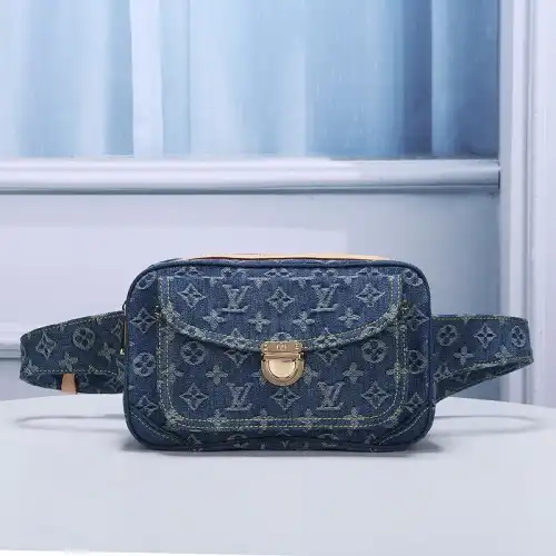 LV Bags 1906BL0130