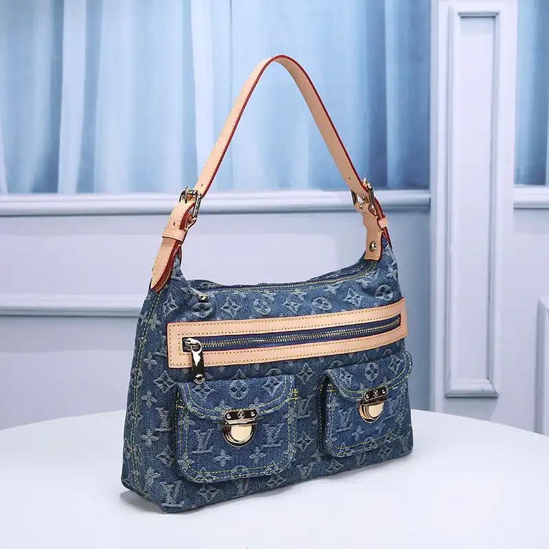 LV Bags 1906BL0131