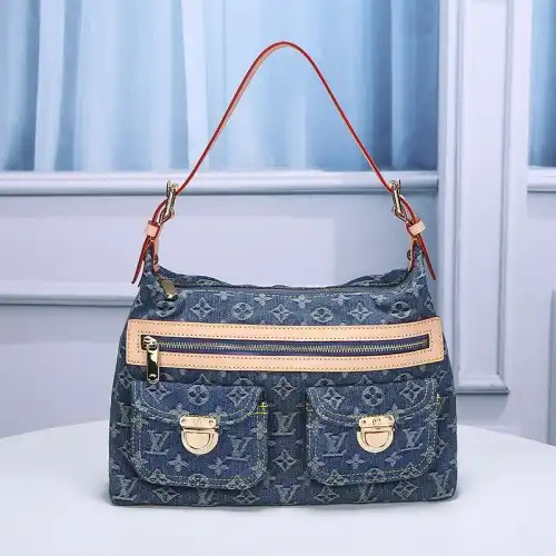 LV Bags 1906BL0131