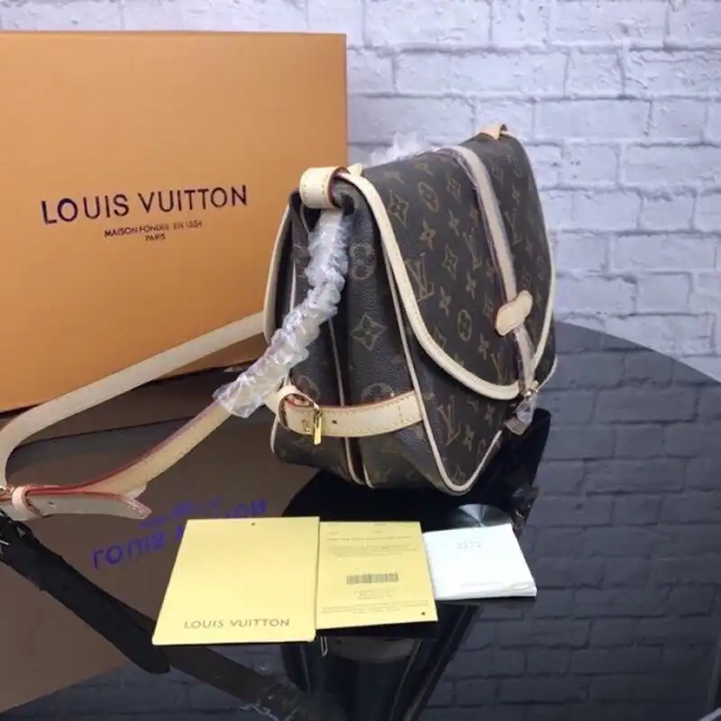 LV Bags 1906BL0132