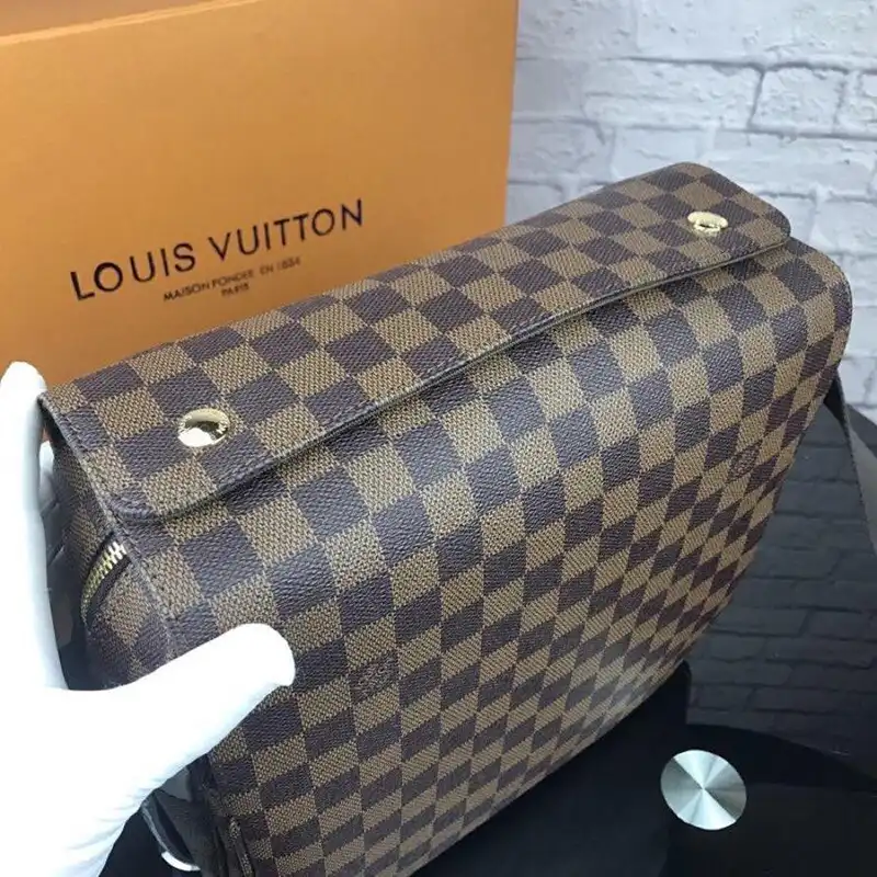 LV Bags 1906BL0147