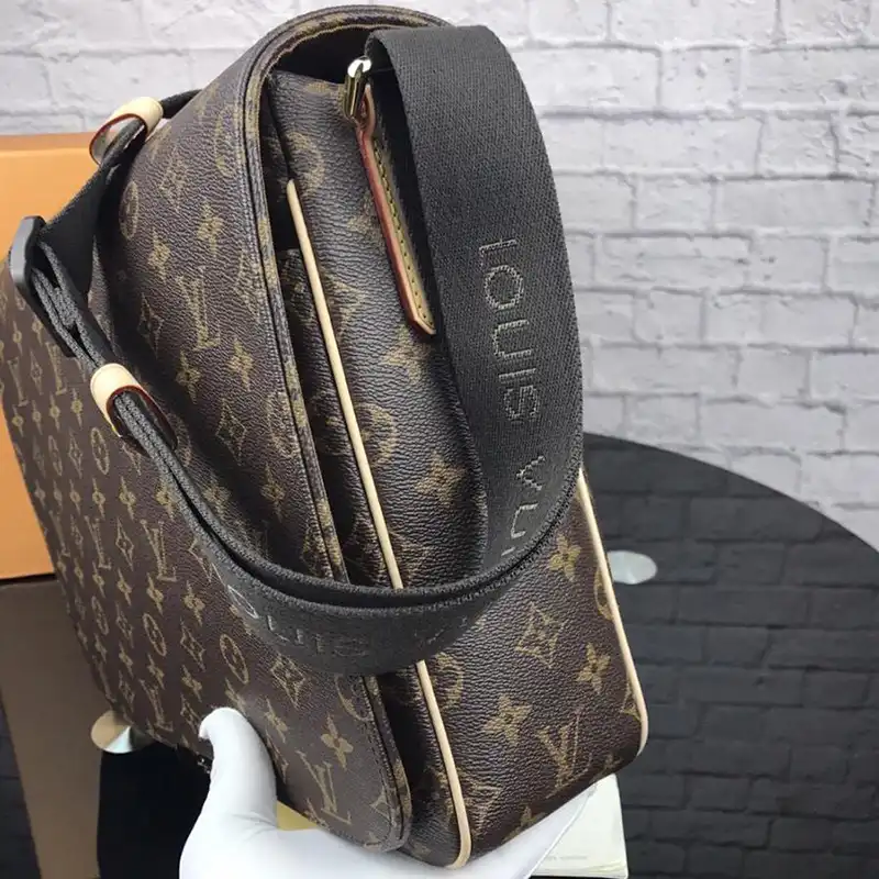 LV Bags 1906BL0152