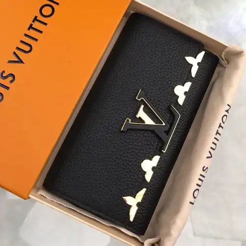 LV Bags 1907BLU0026