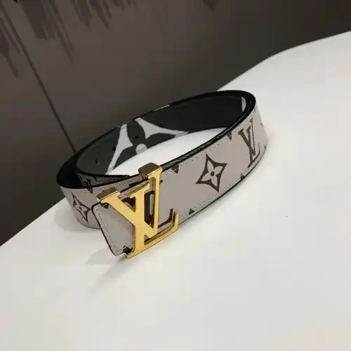 LV s Belte 1907BL0100