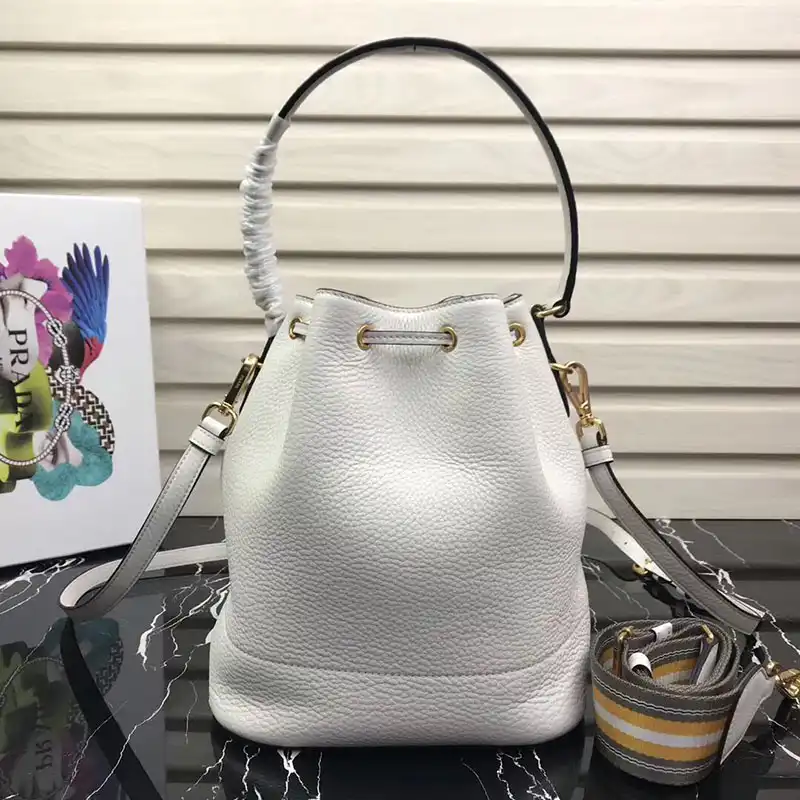 Prada Bags 1907BP0010