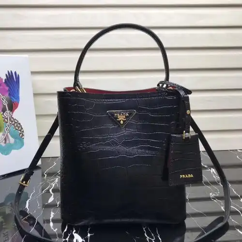 Prada Bags 1907BP0014