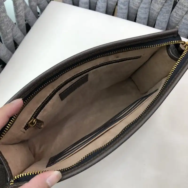 FASH Gucci Bags 1910BB0040