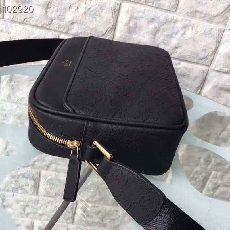 Gucci Bags 1910BB0095