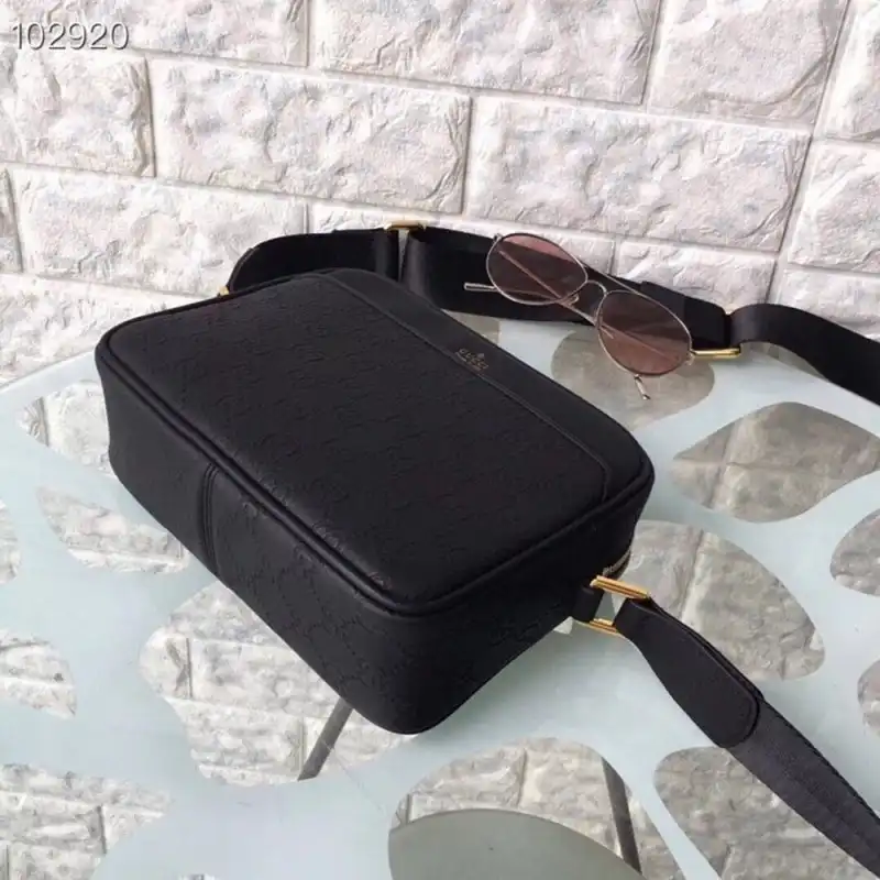 Gucci Bags 1910BB0095