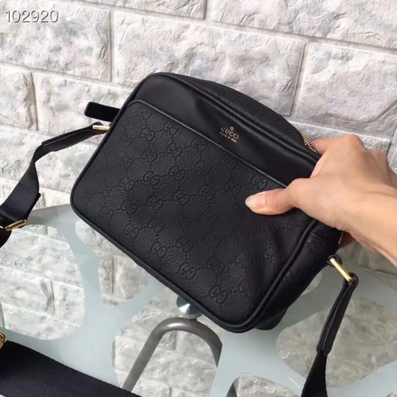 Gucci Bags 1910BB0095