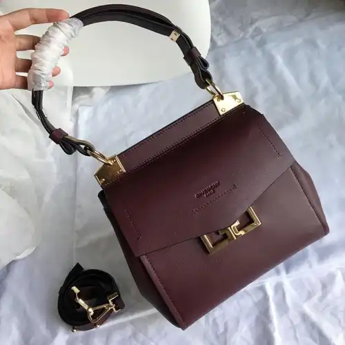 Fashionrepsfam ru Givenchy Bags 1910GIV0024