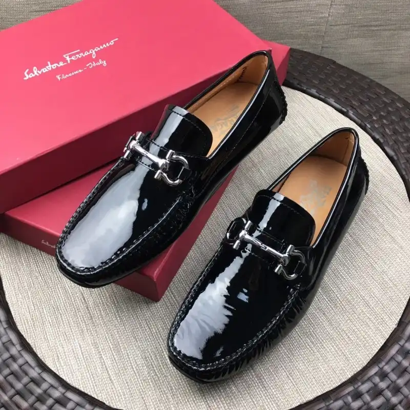 Salvatore Ferragamo Shoes 1910SH0152