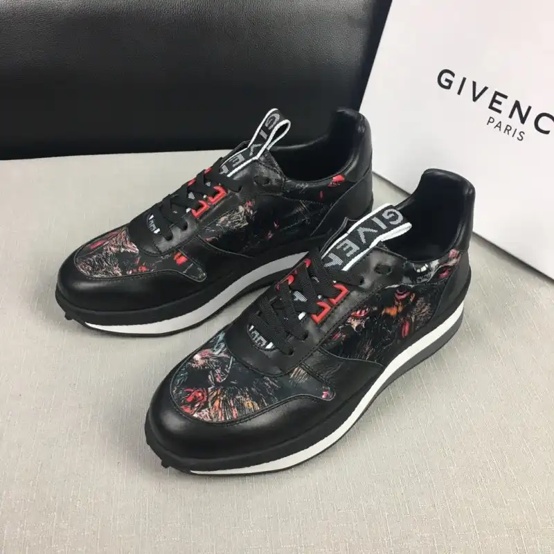 Givenchy Shoes 1910SH0206