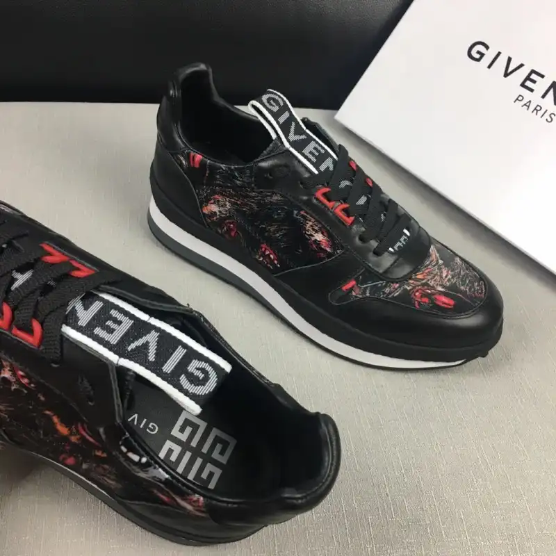 Givenchy Shoes 1910SH0206