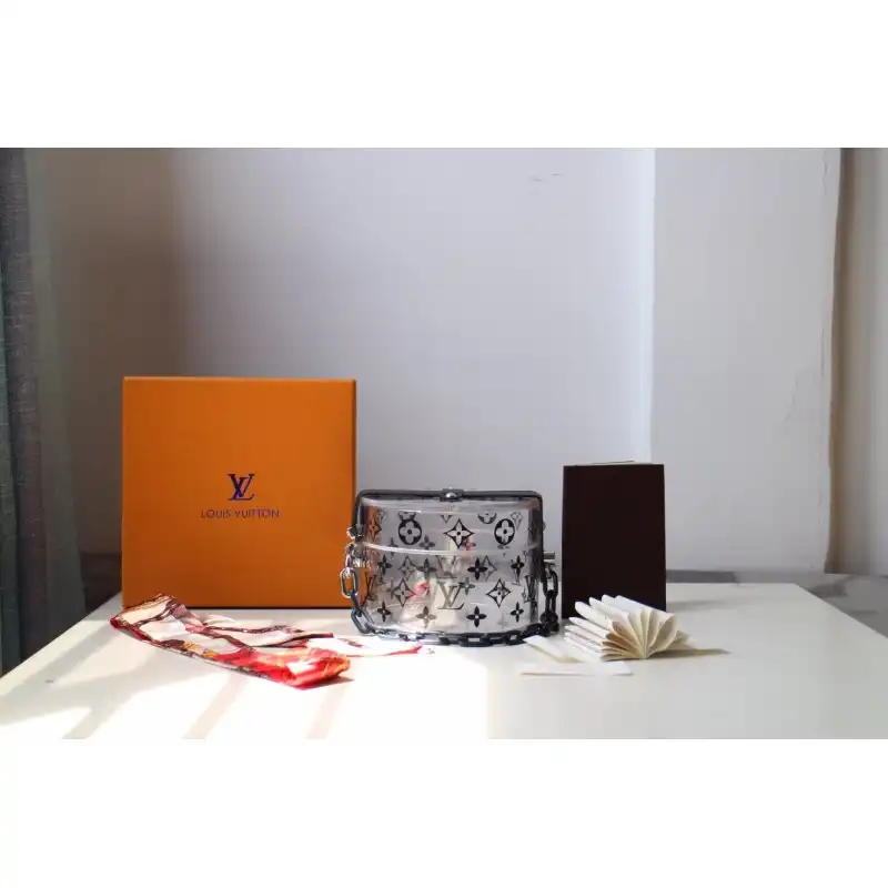 LV Bags 1911B570005