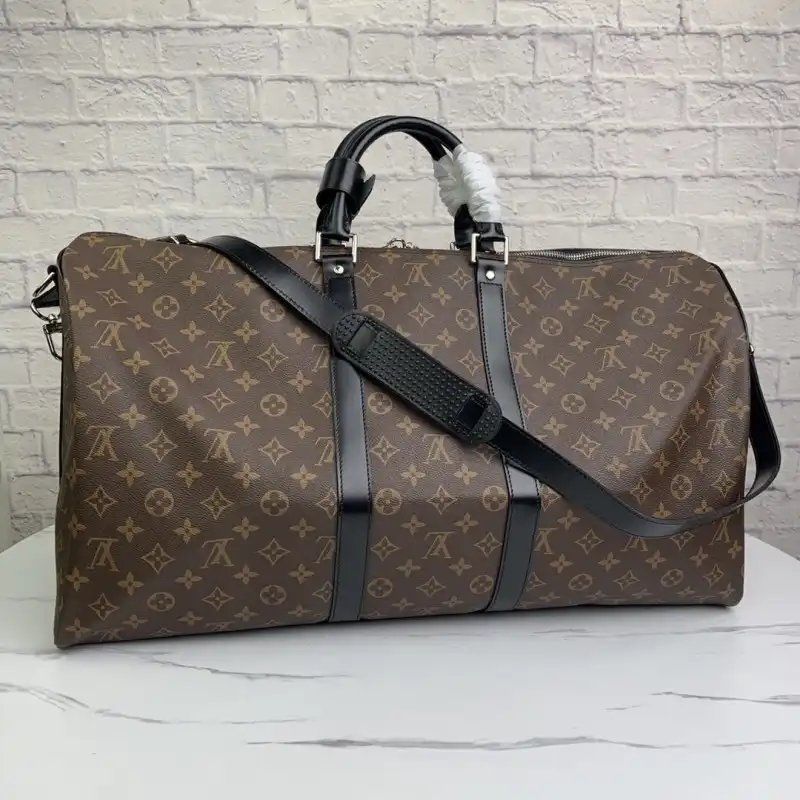 LV Bags 1911B570009