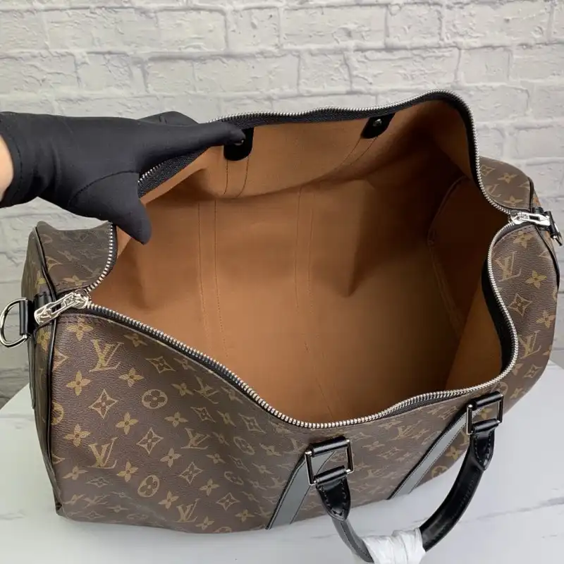 LV Bags 1911B570009