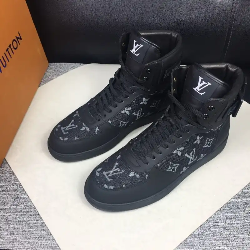 LV Shoes 1911SH0001