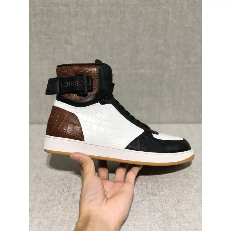 Fashionrep LV Shoes 1911SH0005